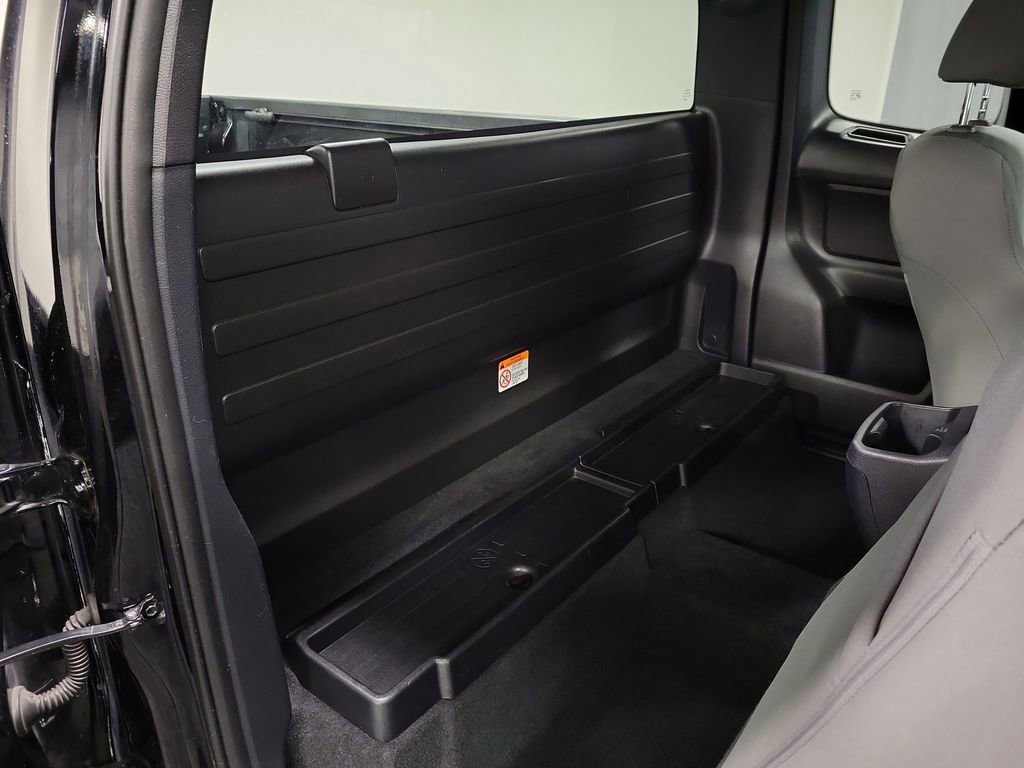 Used 2020 Toyota Tacoma SR image 23