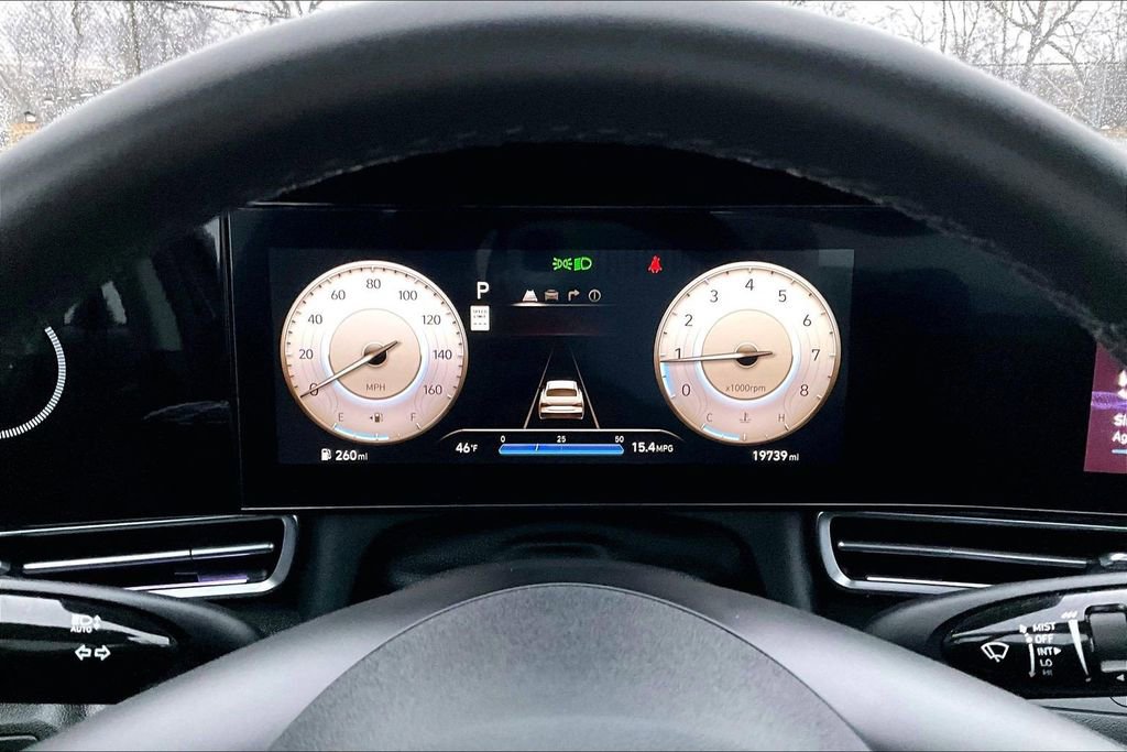 Used 2025 Hyundai Elantra SEL FWD image 19