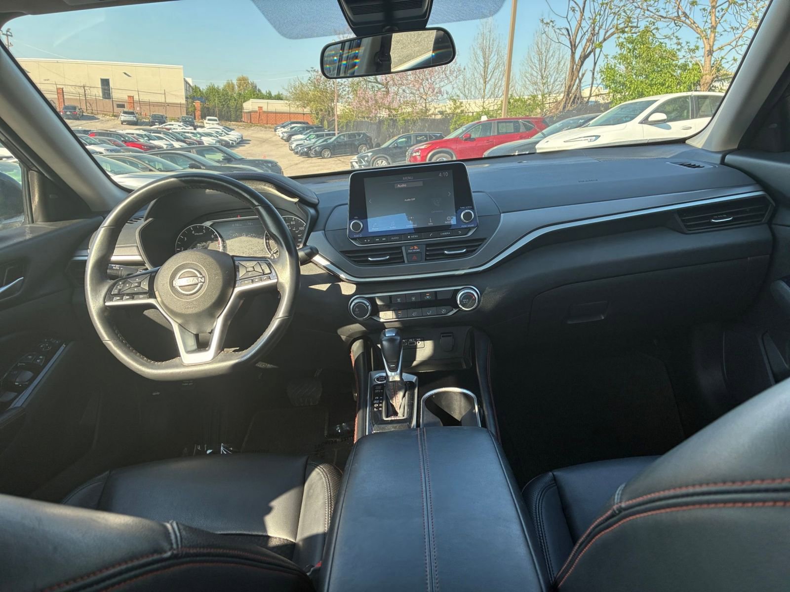 Used 2025 Nissan Altima 2.5 SR FWD image 28