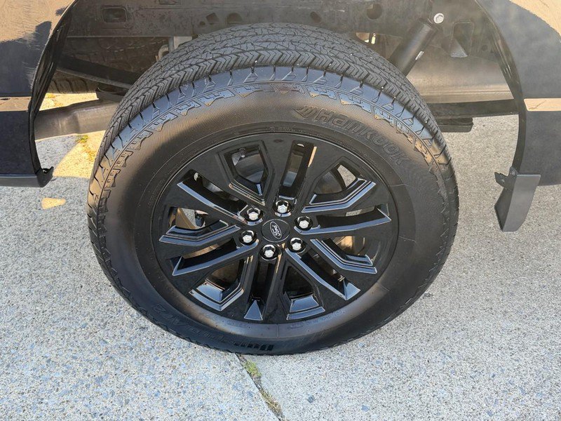 Used 2025 Ford F150 Lariat AWD/4WD image 10