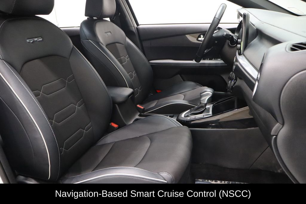 Used 2023 Kia Forte GT-Line w/ GT-Line Premium Package image 16
