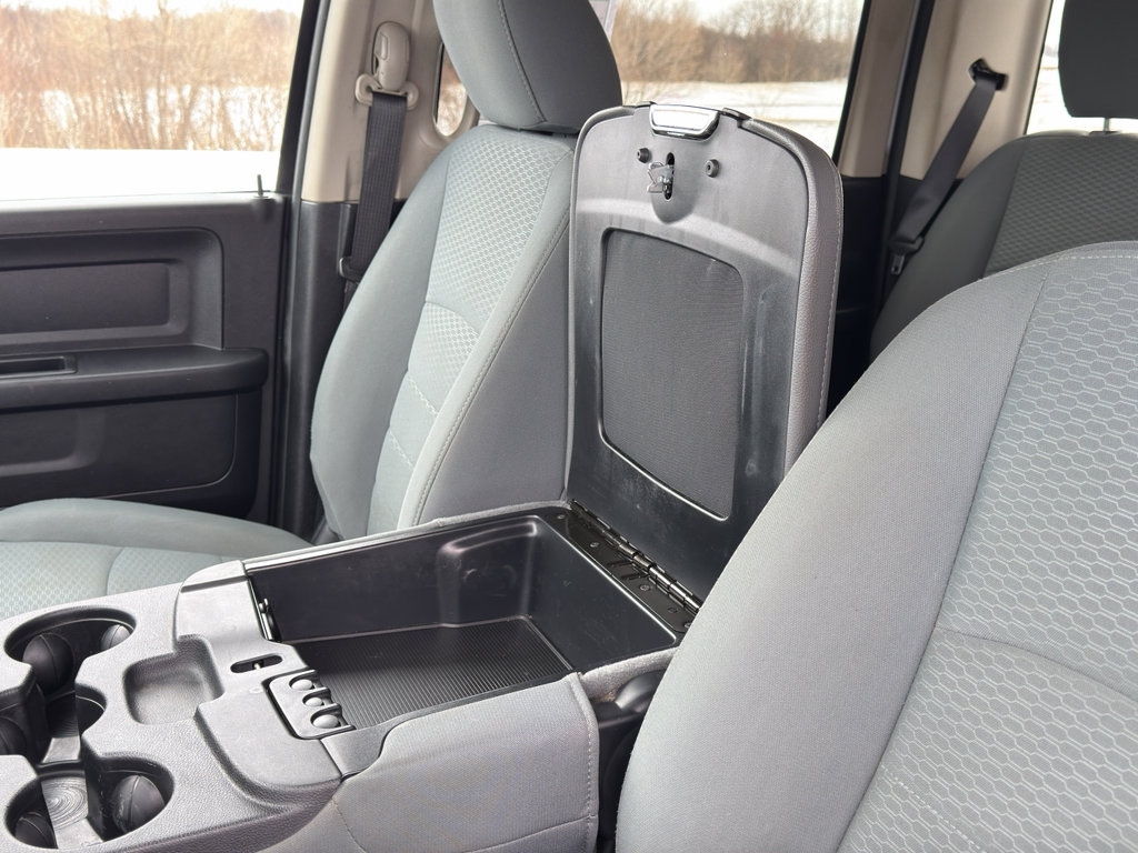 Used 2017 RAM 3500 Tradesman w/ Chrome Appearance Group image 20