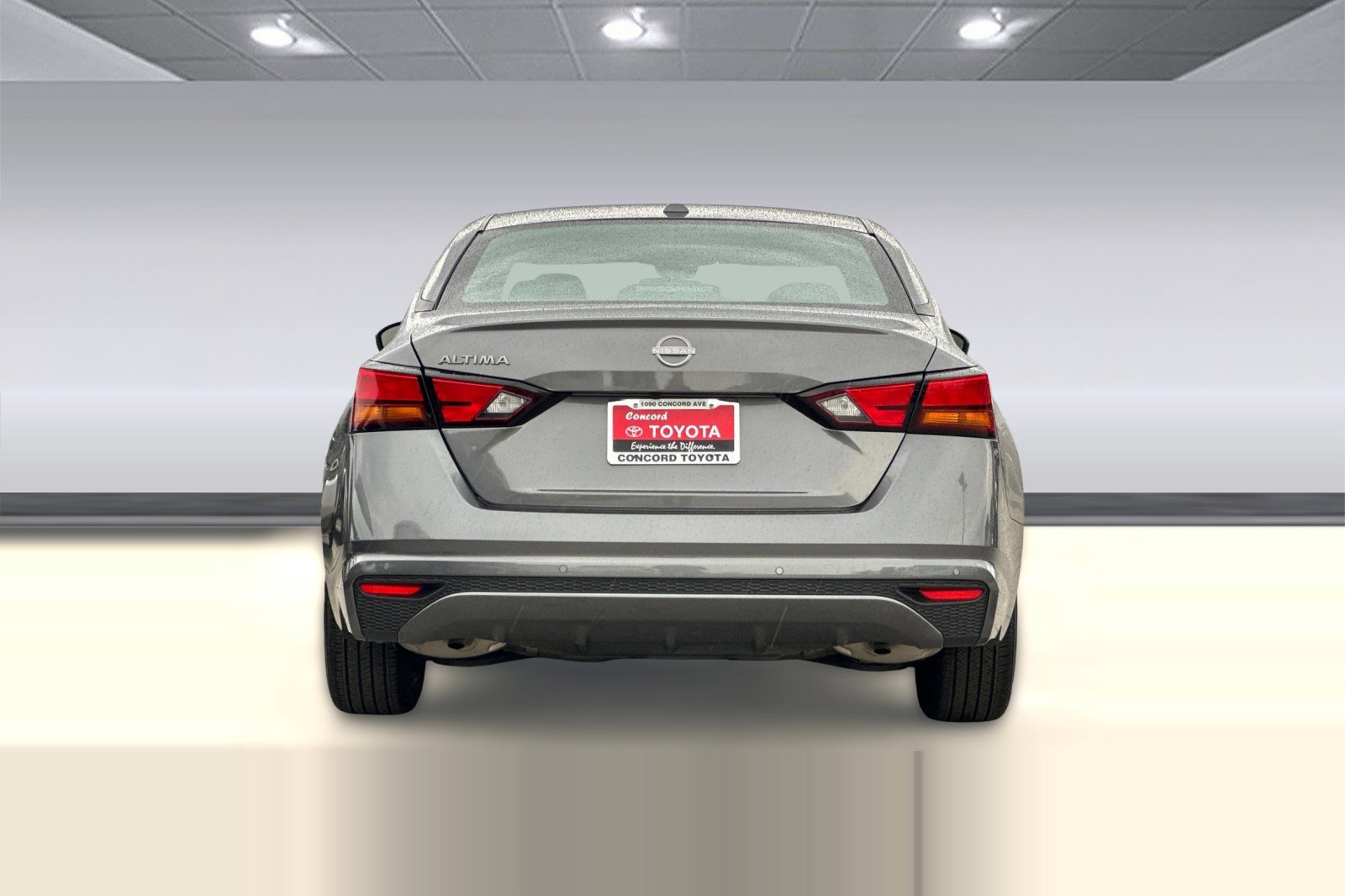 Used 2025 Nissan Altima 2.5 SV image 8