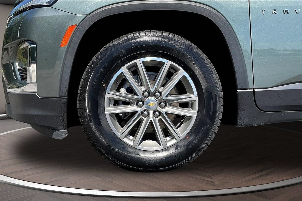 Used 2023 Chevrolet Traverse LT FWD image 38