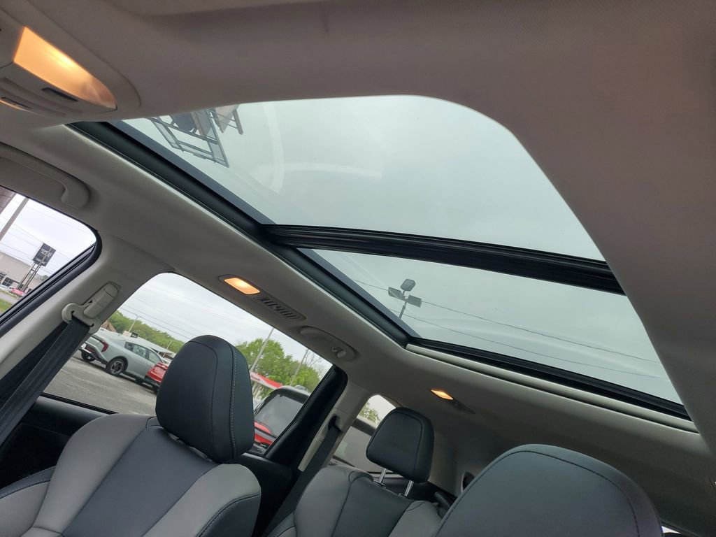 Used 2022 Subaru Ascent Onyx Edition image 10