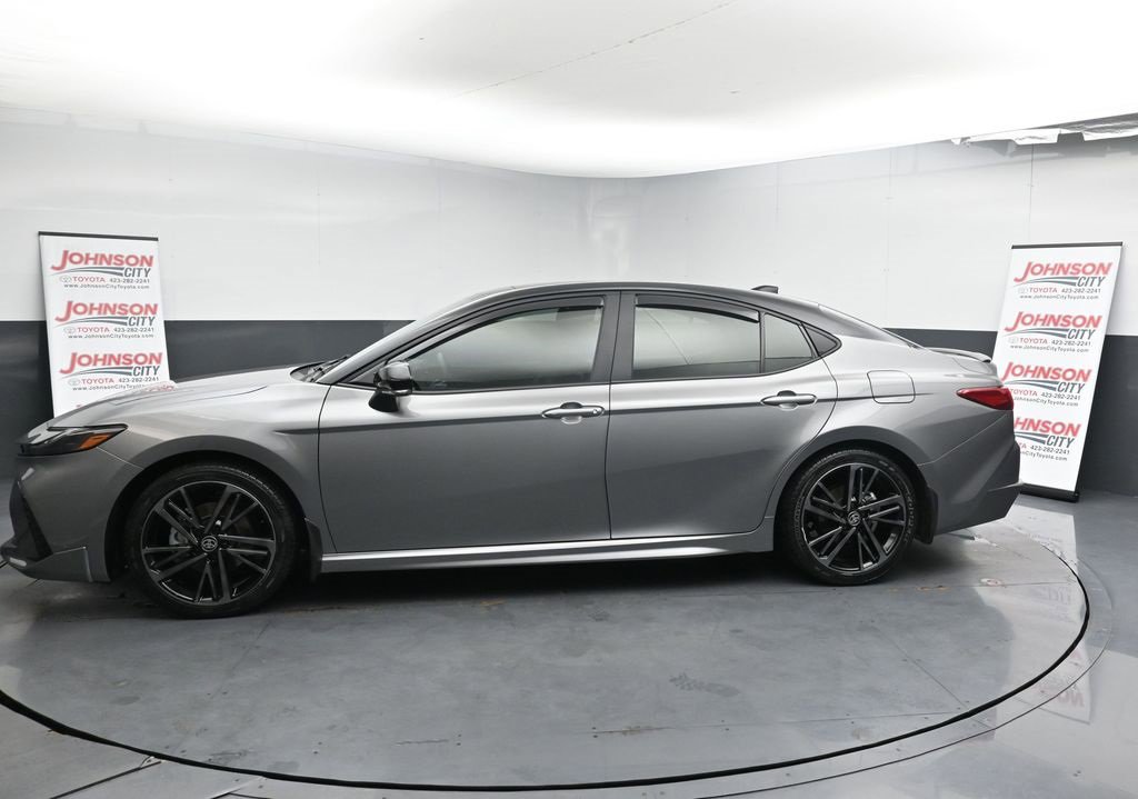 Used 2025 Toyota Camry XSE image 5