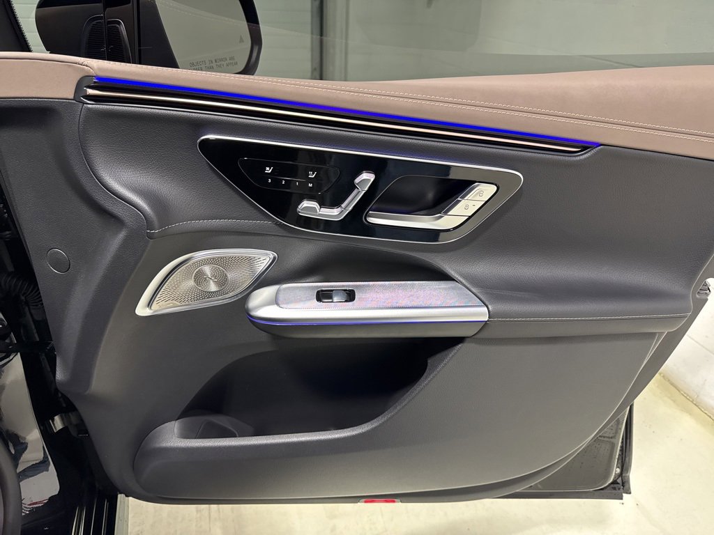 Used 2025 Mercedes-Benz EQE AMG 4MATIC SUV image 46