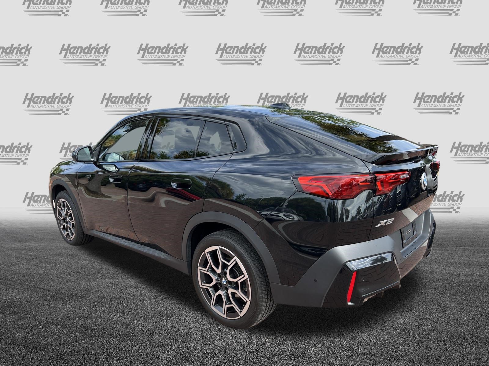 Certified 2025 BMW X2 xDrive28i AWD/4WD image 8