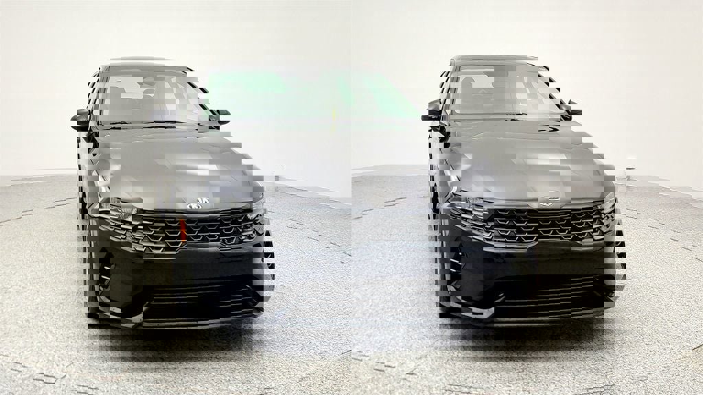 Used 2021 Kia K5 LXS image 2