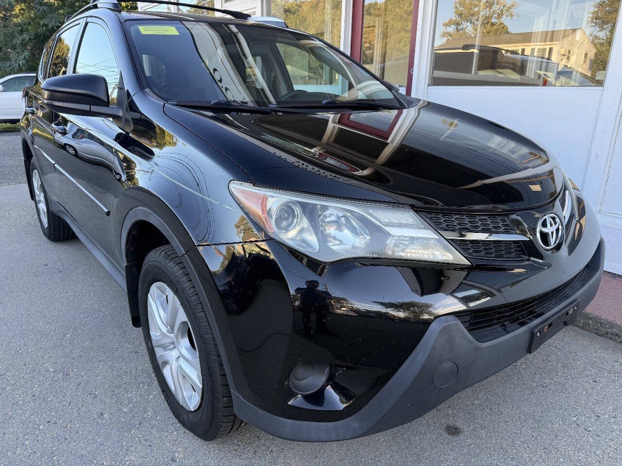 Used 2014 Toyota RAV4 LE AWD/4WD image 7