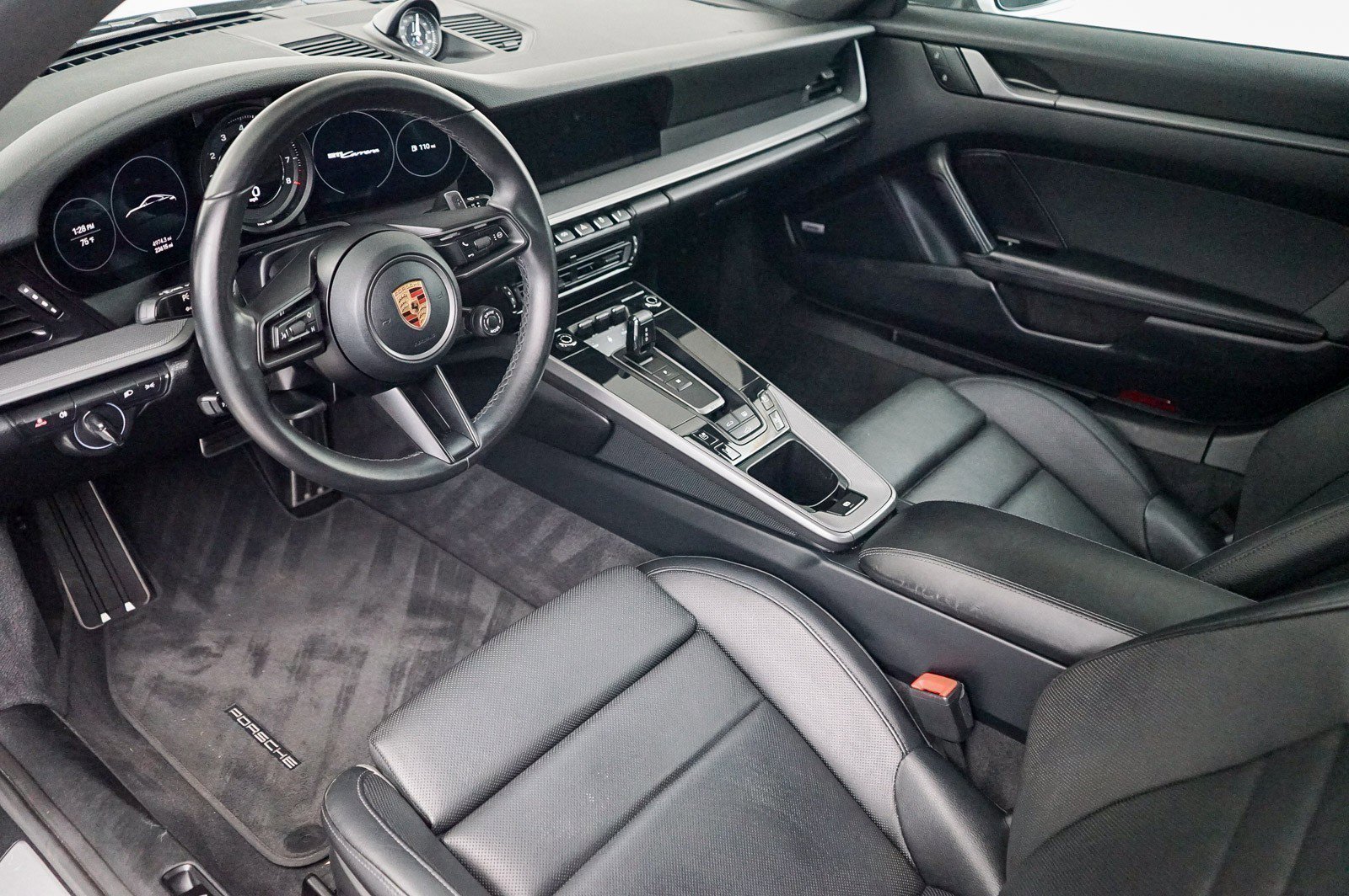 Used 2022 Porsche 911 Carrera image 17