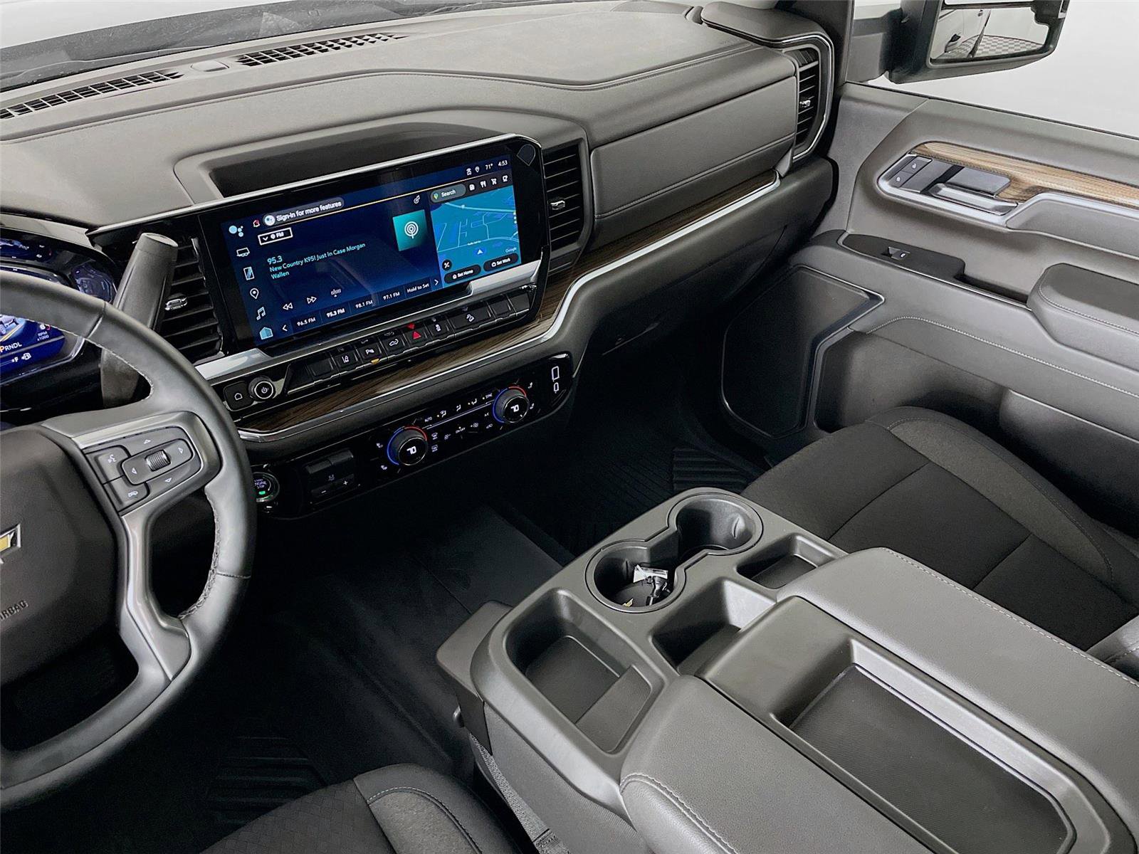 Used 2025 Chevrolet Silverado 2500 LT w/ Safety Package image 26