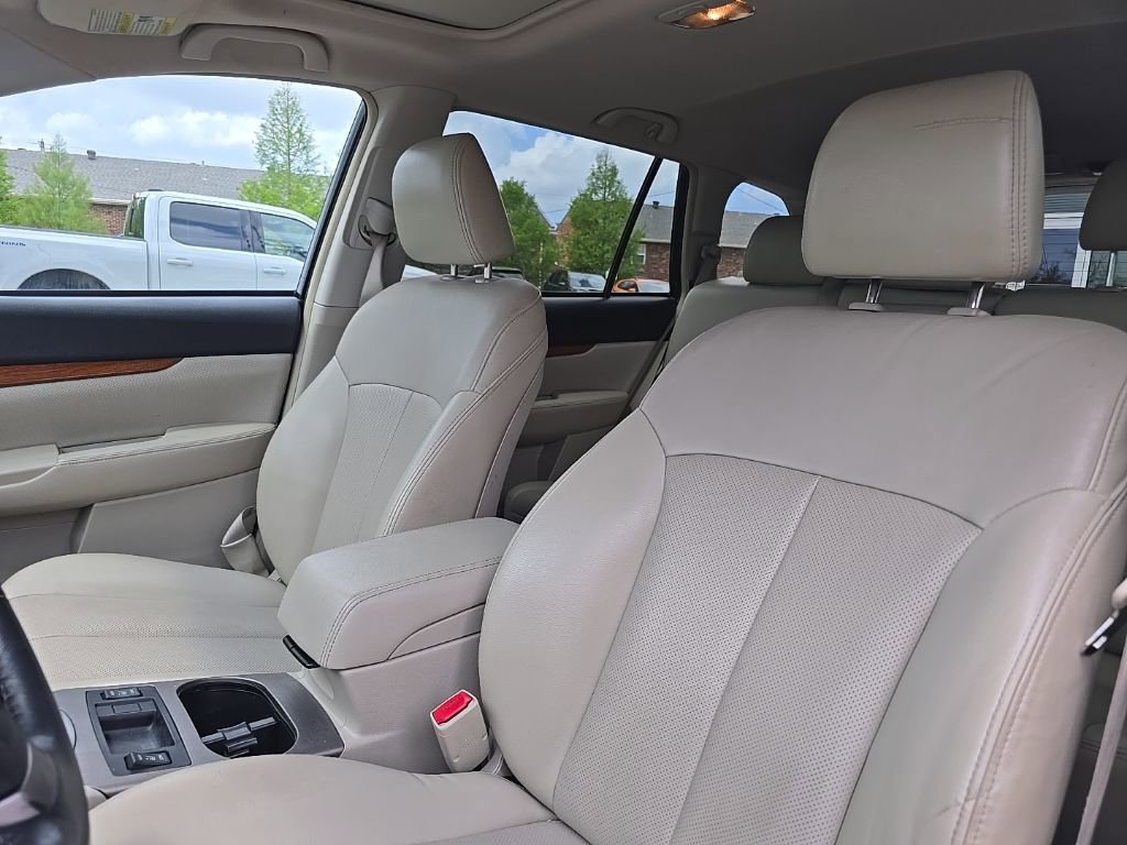 Used 2013 Subaru Outback 3.6R Limited image 16