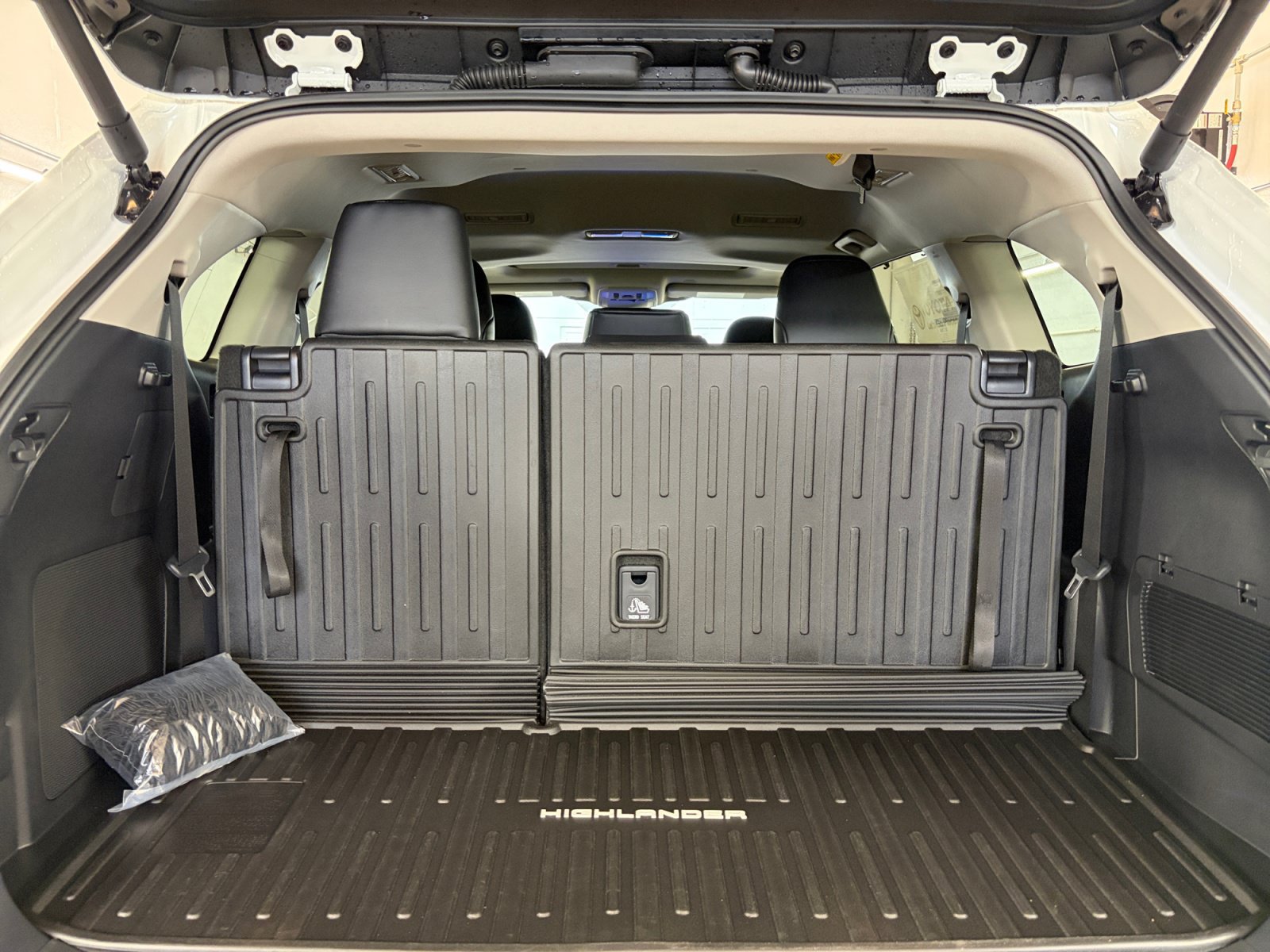 New 2026 Toyota Highlander Limited AWD/4WD image 34