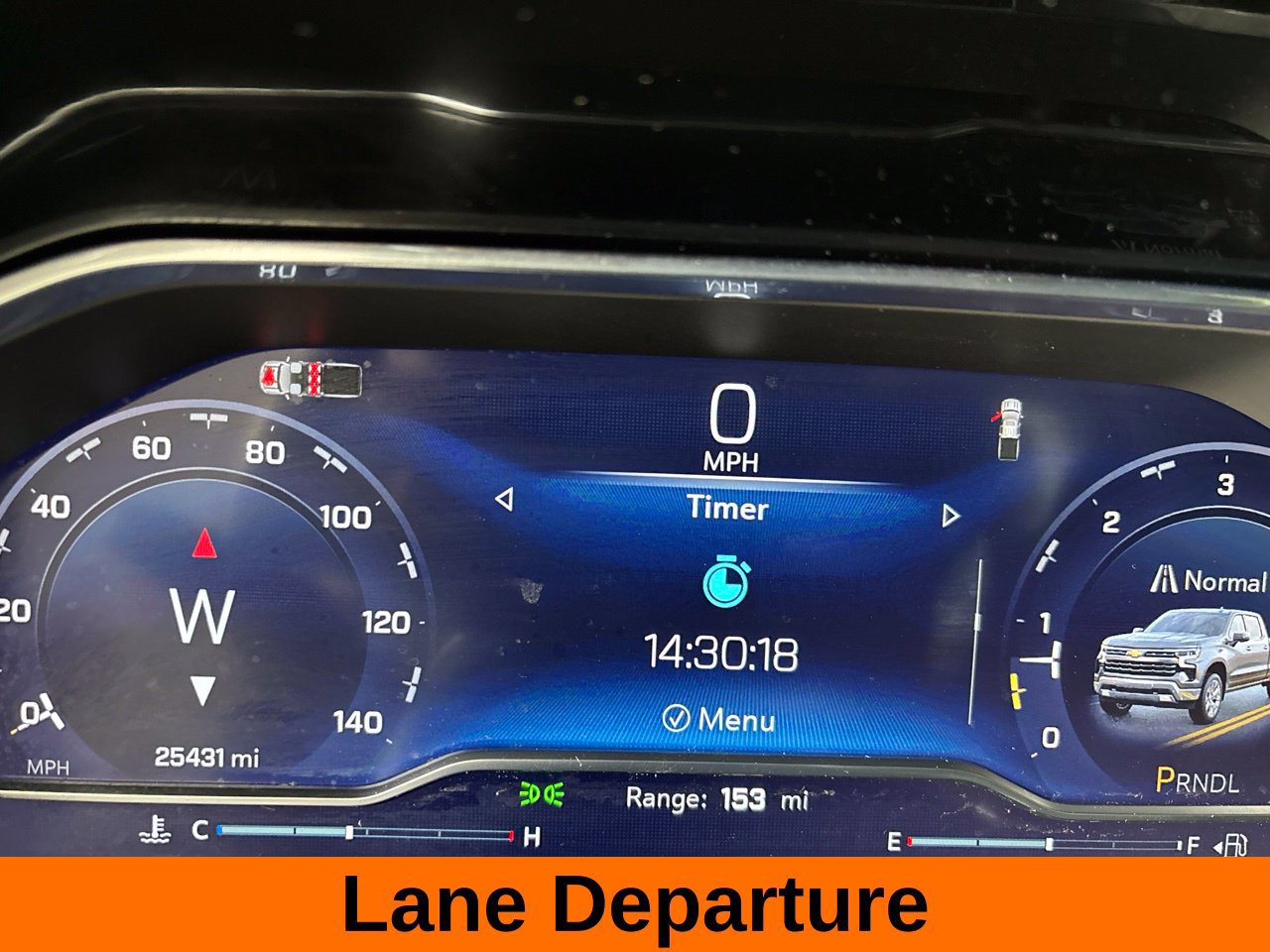 Used 2024 Chevrolet Silverado 1500 LT AWD/4WD image 16