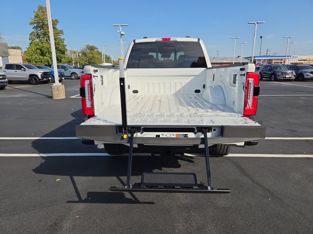 New 2027 Ford F250 Platinum w/ Platinum Plus Package AWD/4WD image 15