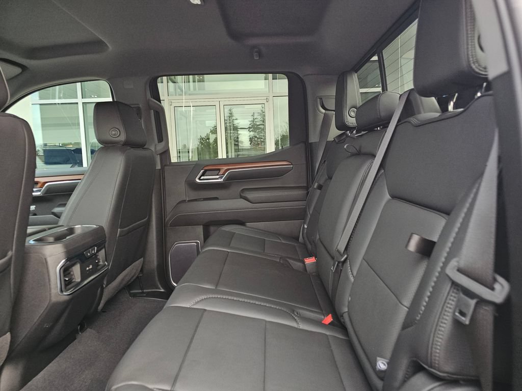 Used 2023 GMC Sierra 1500 Denali w/ Technology Package AWD/4WD image 22