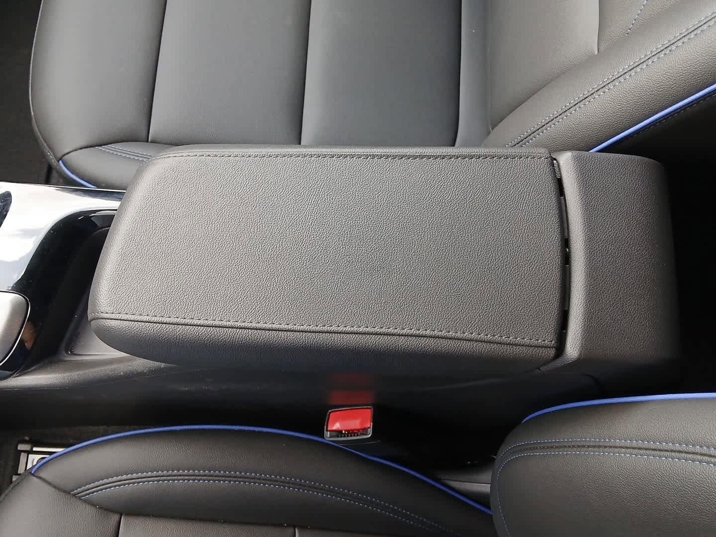 Used 2025 Buick Envista Sport Touring FWD image 43