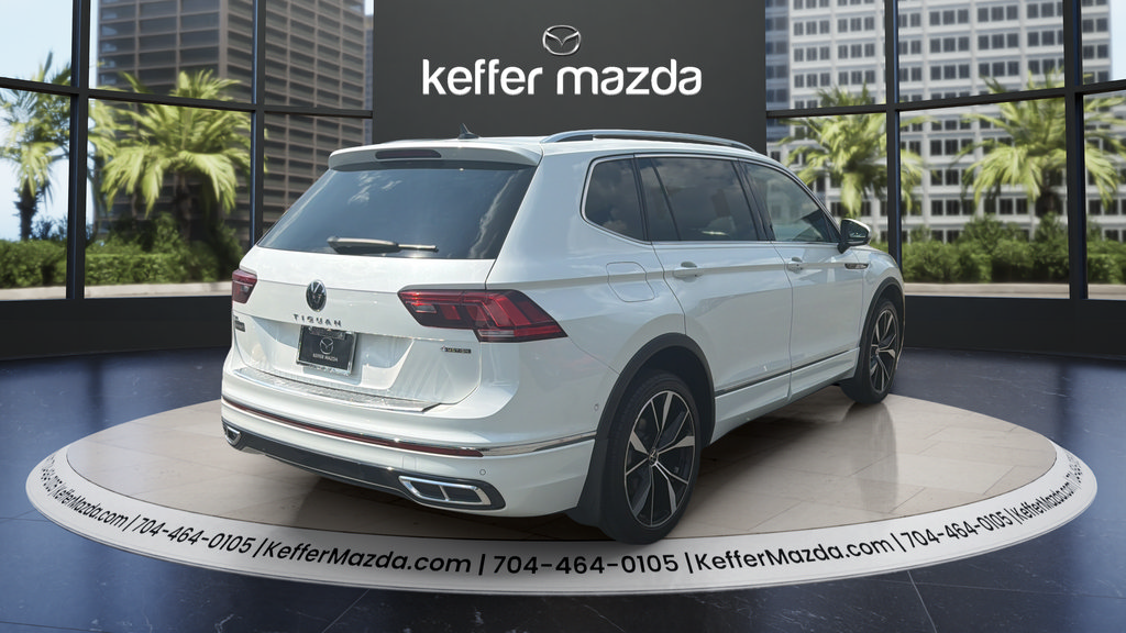 Used 2022 Volkswagen Tiguan SEL R-Line AWD/4WD image 7