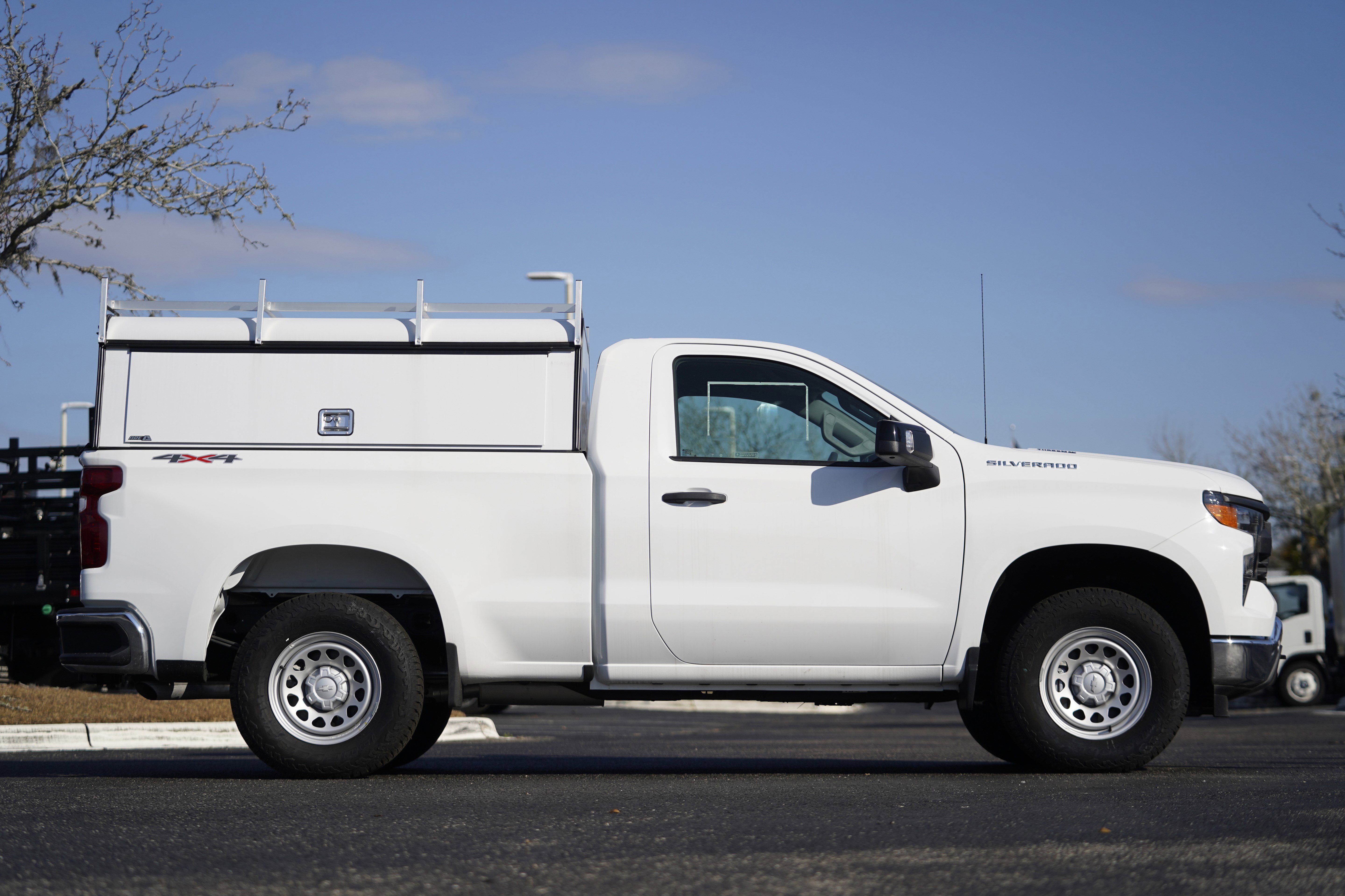 New 2024 Chevrolet Silverado 1500 W/T w/ WT Value Package image 9