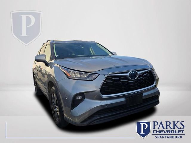 Used 2020 Toyota Highlander XLE
