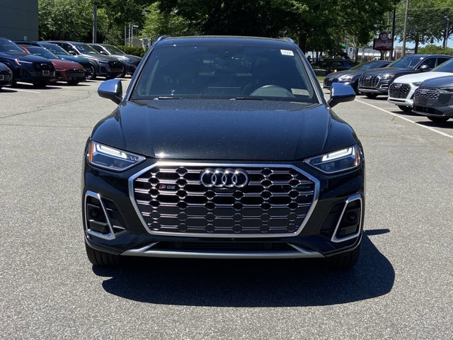 Certified 2023 Audi SQ5 Premium Plus w/ Premium Plus Package AWD/4WD image 2