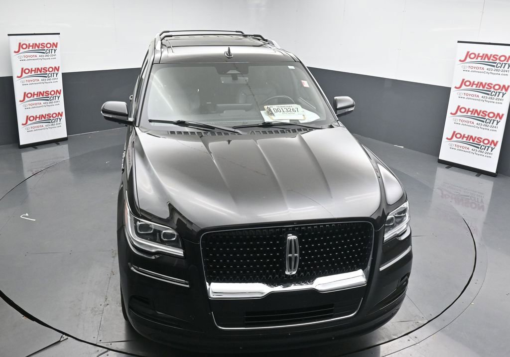 Used 2022 Lincoln Navigator Reserve AWD/4WD image 11