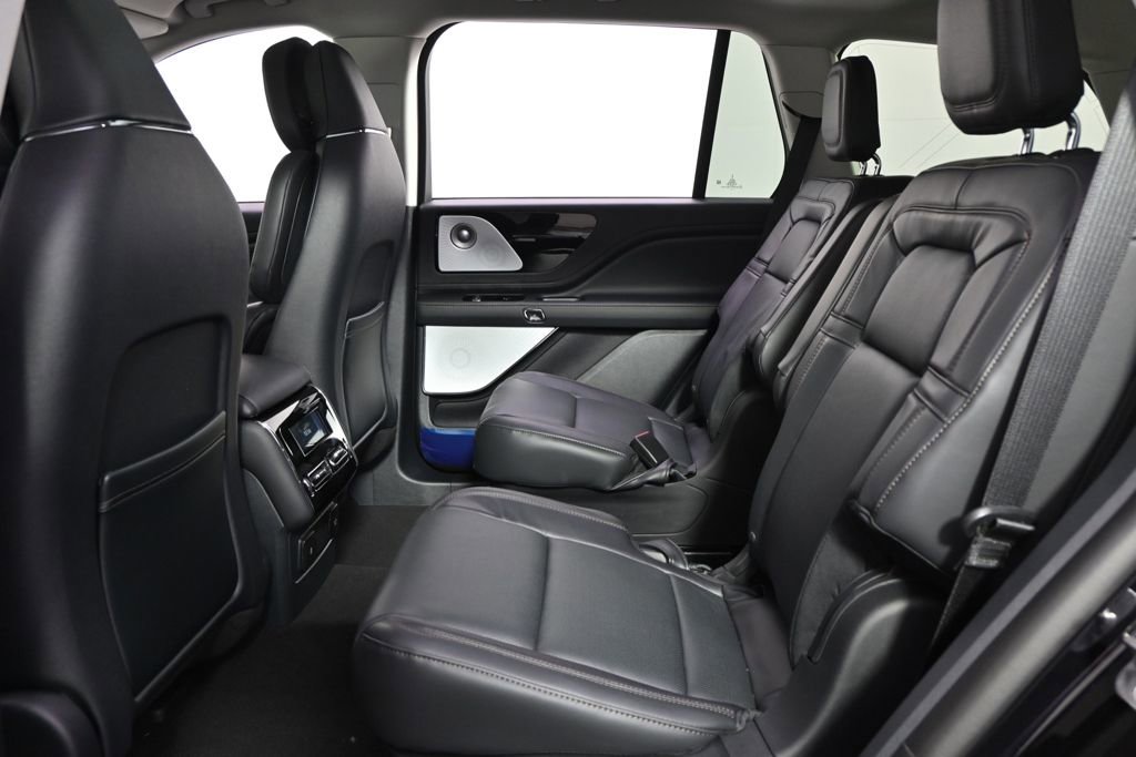 New 2026 Lincoln Aviator Reserve AWD/4WD image 21