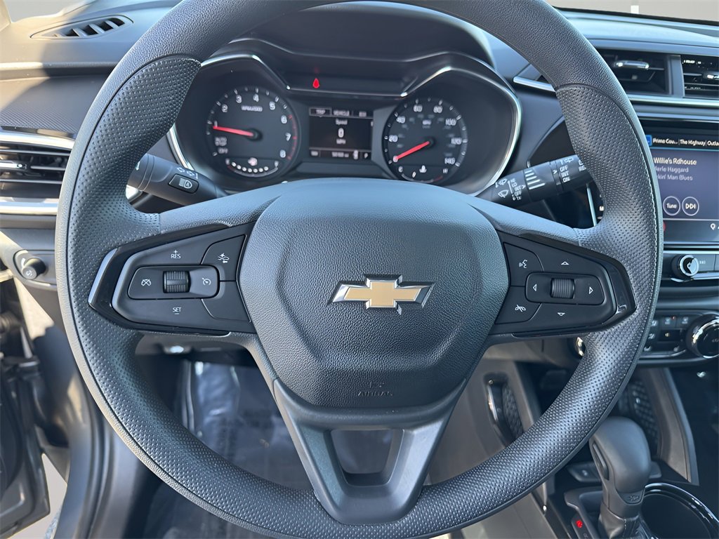 Used 2021 Chevrolet TrailBlazer LT w/ Convenience Package image 13