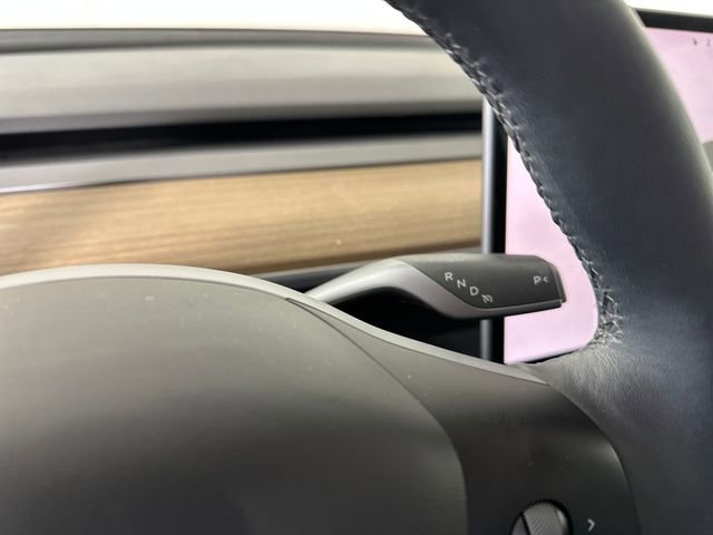 Used 2023 Tesla Model 3 Standard Range image 17