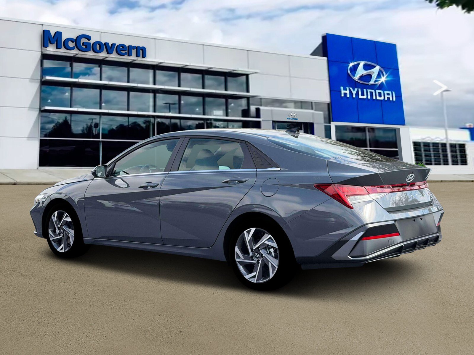 New 2026 Hyundai Elantra Limited FWD image 4