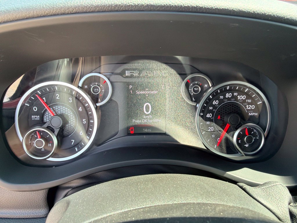 New 2026 RAM 2500 Big Horn AWD/4WD image 13