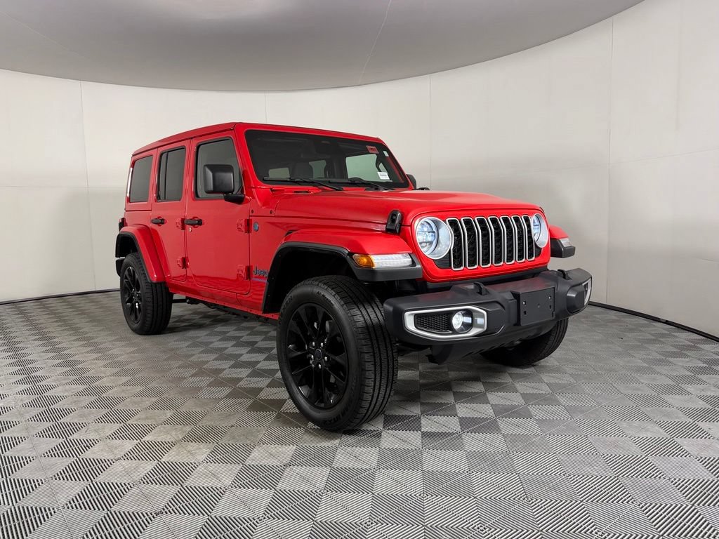 Certified 2025 Jeep Wrangler Unlimited Sahara w/ Safety Group AWD/4WD image 5