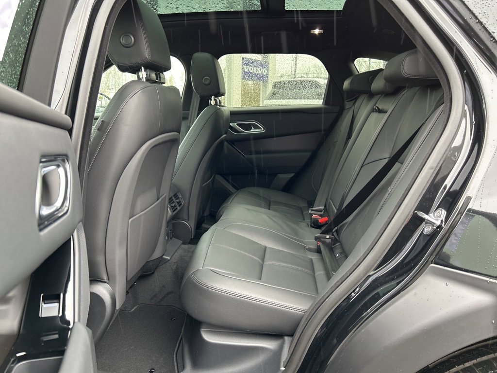 New 2026 Land Rover Range Rover Velar Dynamic SE image 5