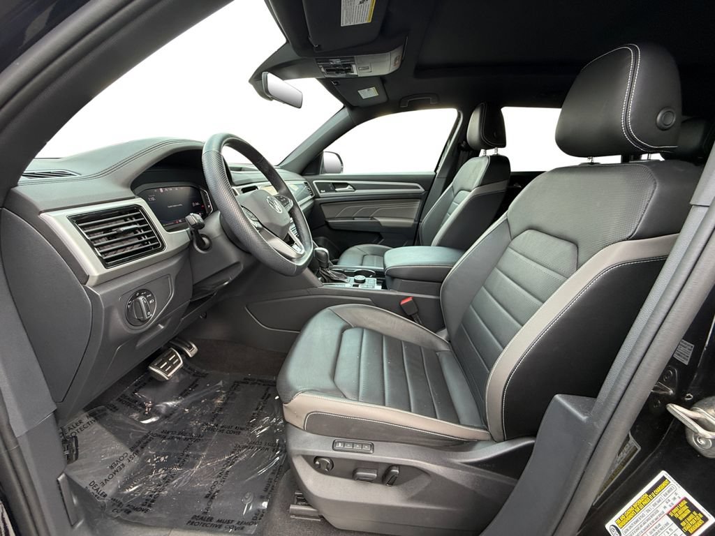 Used 2023 Volkswagen Atlas Cross Sport SEL Premium R-Line AWD/4WD image 9