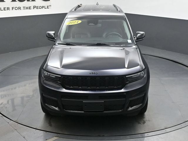 Used 2024 Jeep Grand Cherokee L Limited w/ Black Appearance Package AWD/4WD image 60
