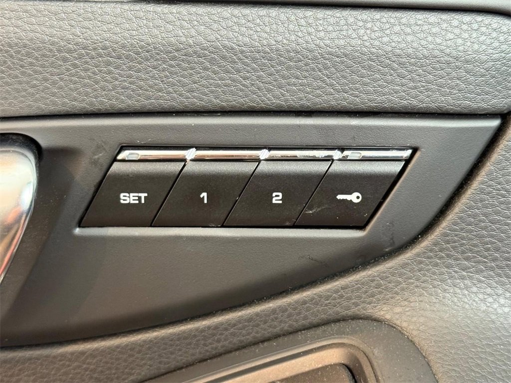 Used 2021 Porsche 718 Boxster image 17