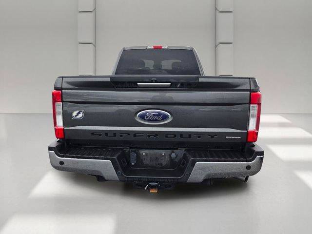 Used 2017 Ford F250 XLT w/ XLT Premium Package AWD/4WD image 3