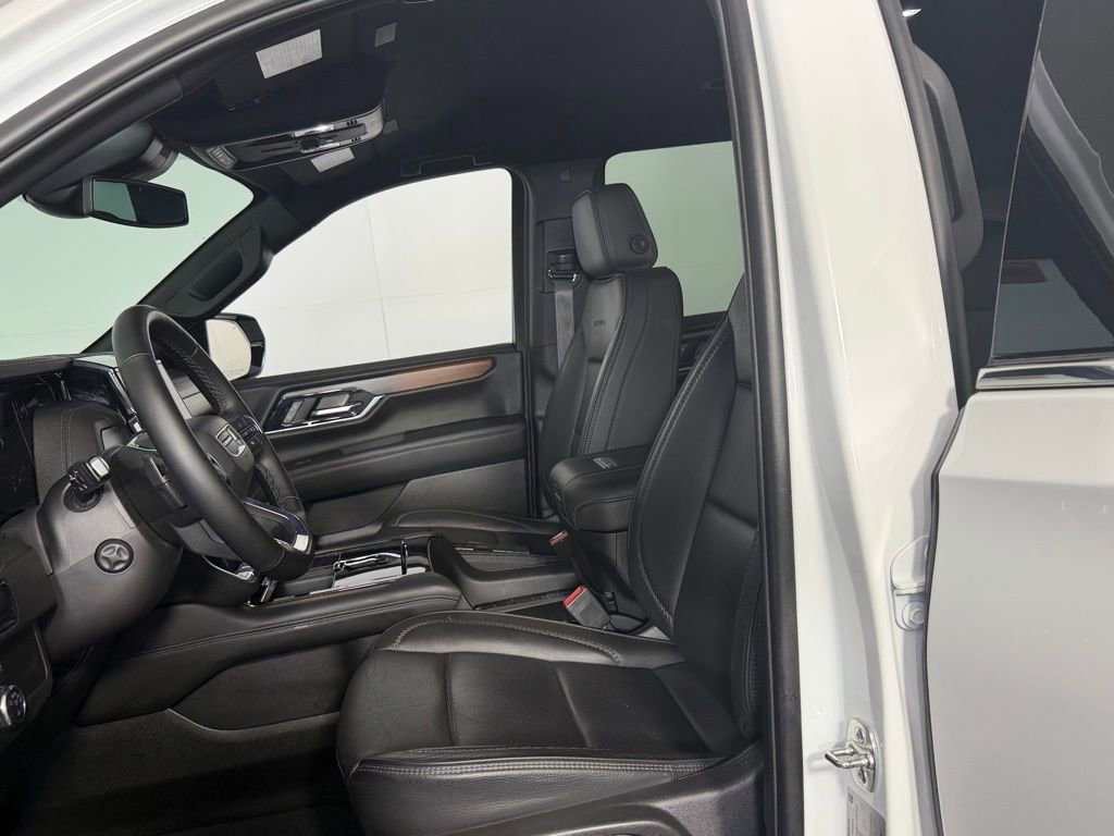 Used 2025 GMC Yukon Denali image 20
