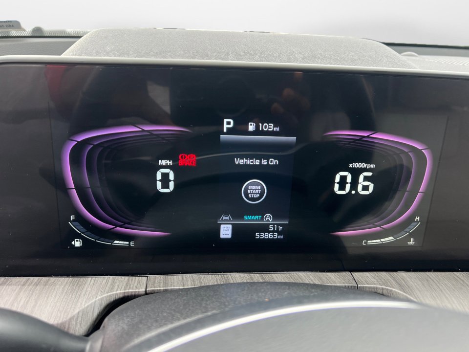 Used 2023 Kia Telluride EX w/ EX Captain's Chair Package image 11