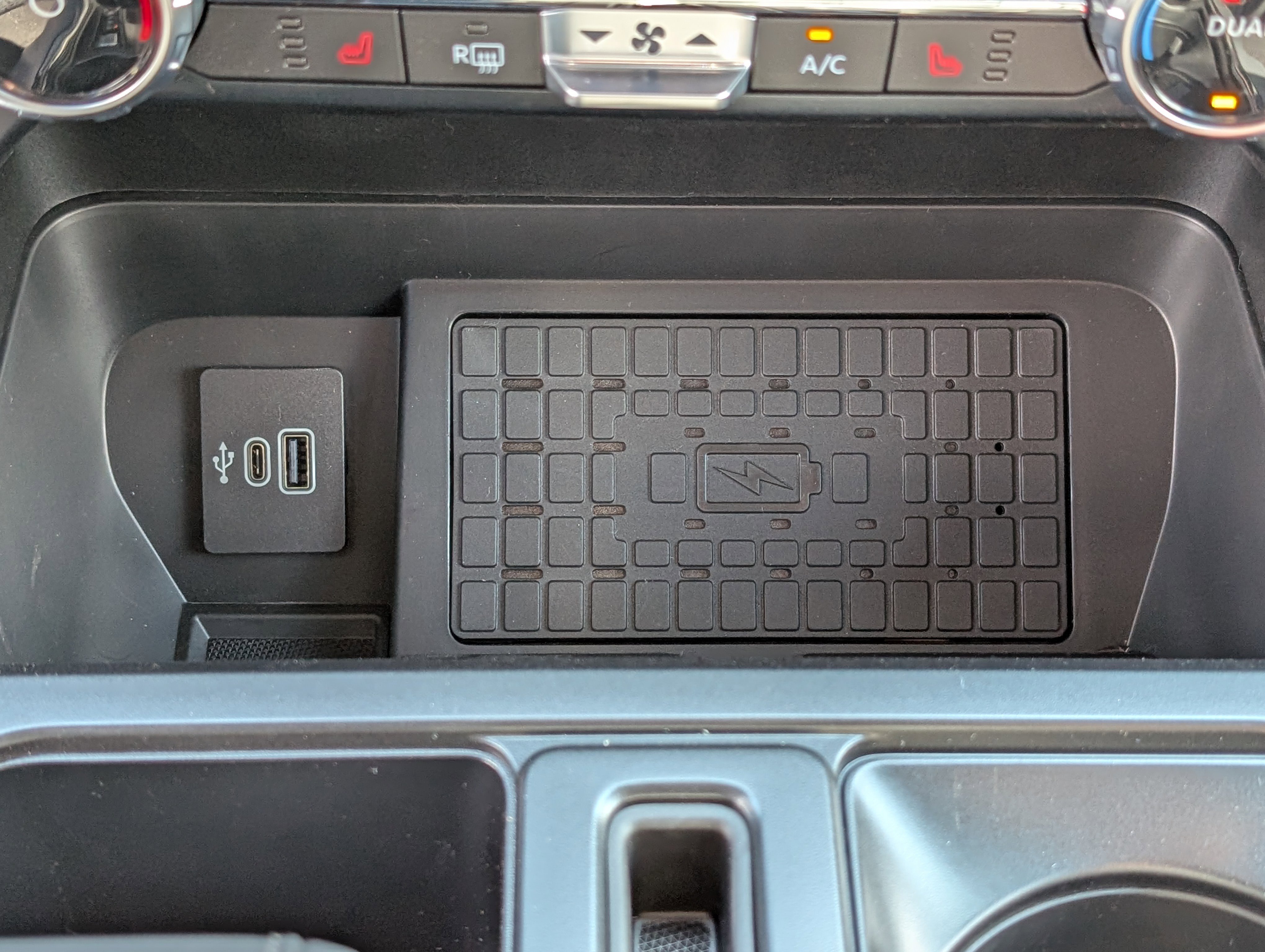 New 2025 Ford F150 XLT w/ Equipment Group 302A MID image 27