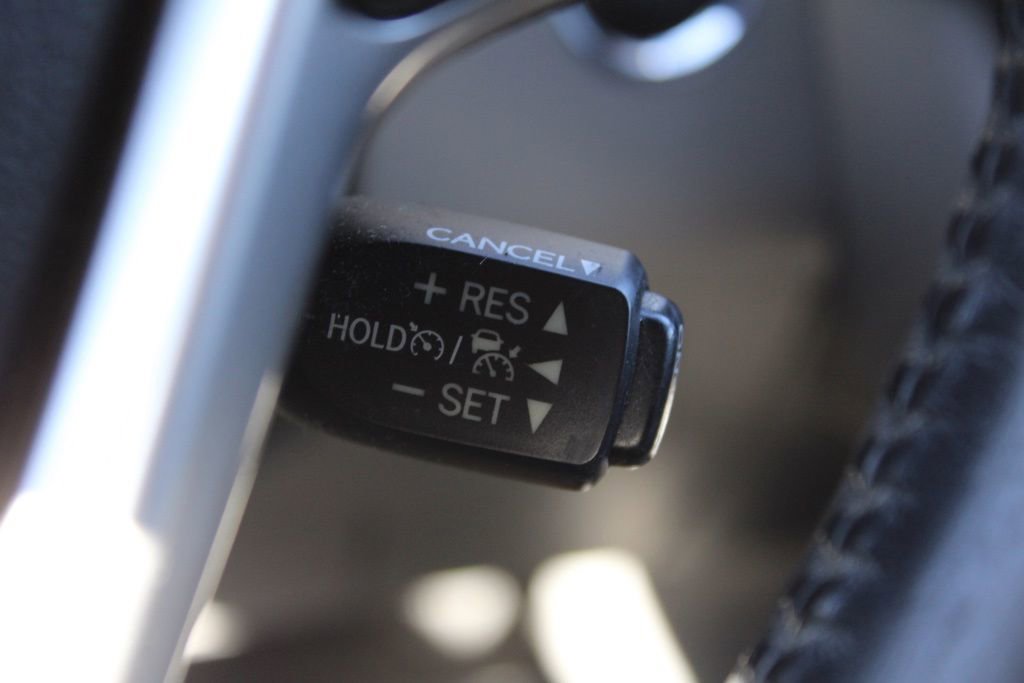 Used 2017 Toyota Highlander Limited Platinum image 36