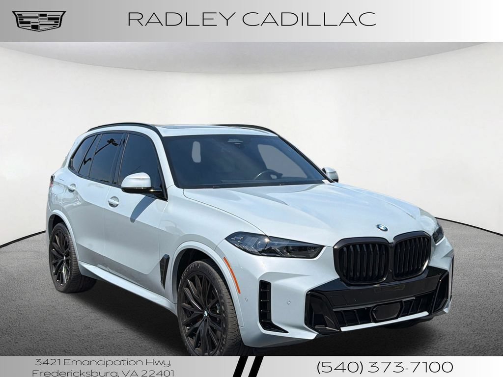 Used 2024 BMW X5 xDrive40i w/ M Sport Package AWD/4WD image 22