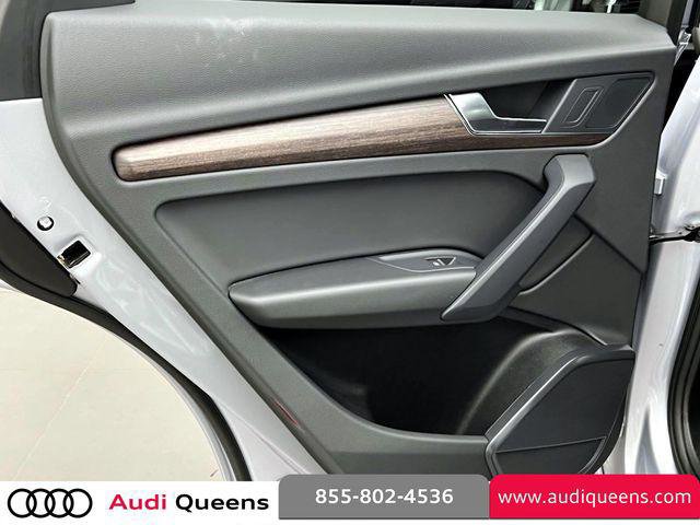 Certified 2023 Audi Q5 2.0T Premium w/ Convenience Package AWD/4WD image 11