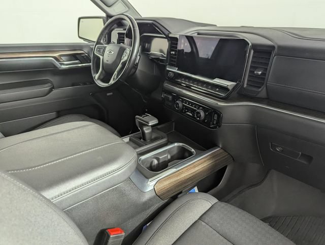 Used 2024 Chevrolet Silverado 1500 RST w/ Convenience Package II AWD/4WD image 29