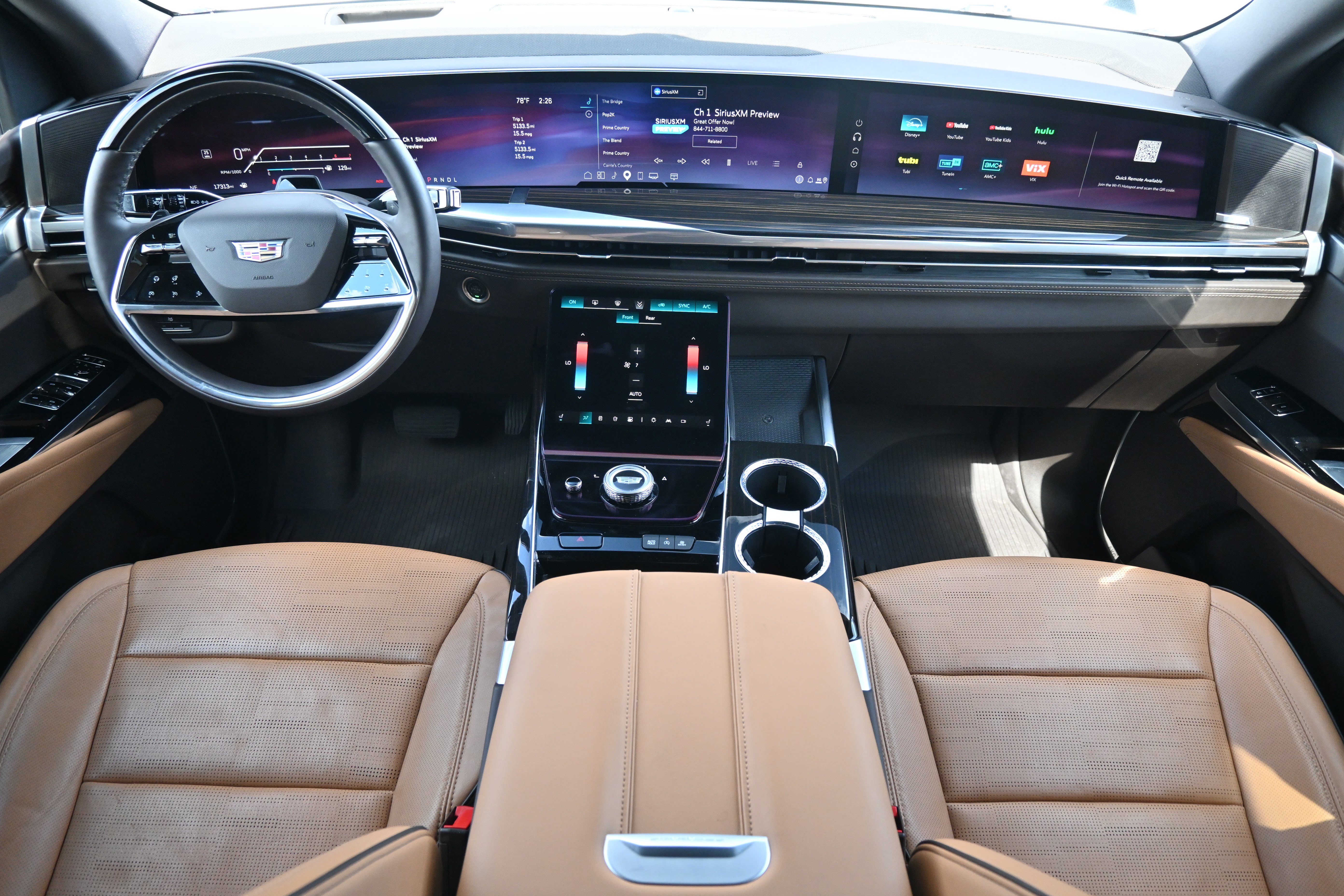 Used 2025 Cadillac Escalade Premium Luxury w/ Touring Package image 3