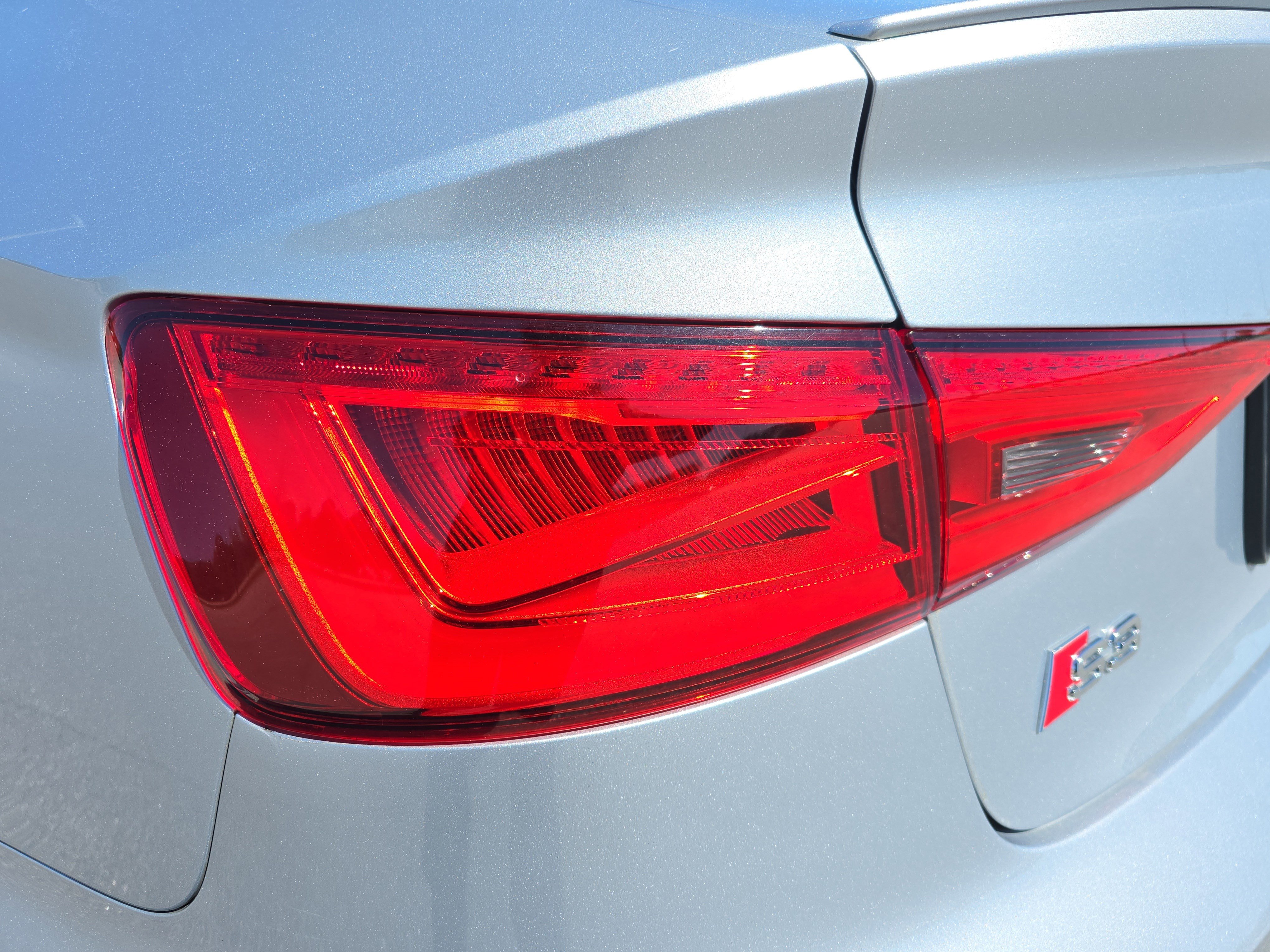 Used 2016 Audi S3 Premium Plus image 32