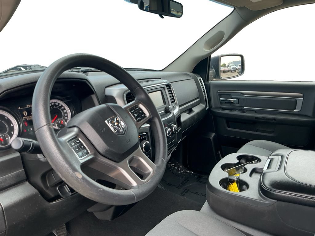 Used 2024 RAM 1500 Classic SLT AWD/4WD image 24