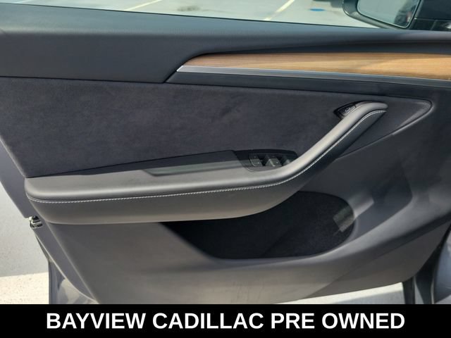 Used 2023 Tesla Model Y Long Range AWD/4WD image 21