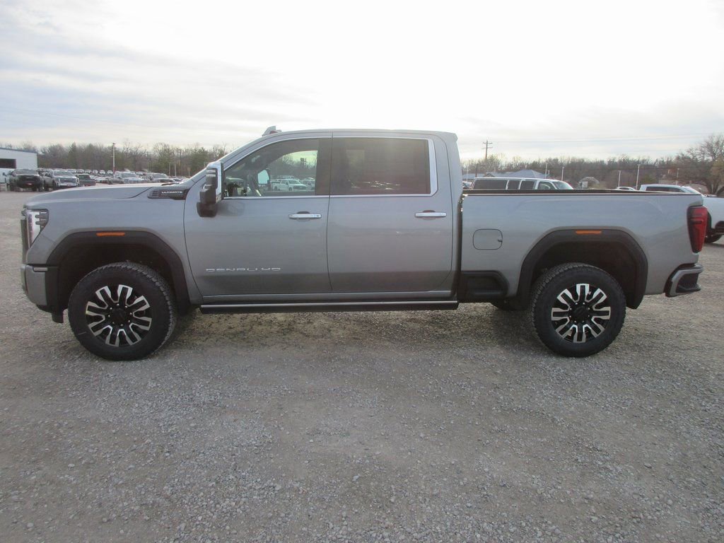 New 2026 GMC Sierra 2500 Denali Ultimate image 9